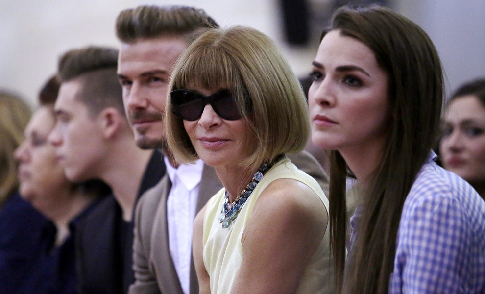 Дэвид Бекхэм Анна Винтур и Би Шаффер на показе Victoria Beckham весналето 2016