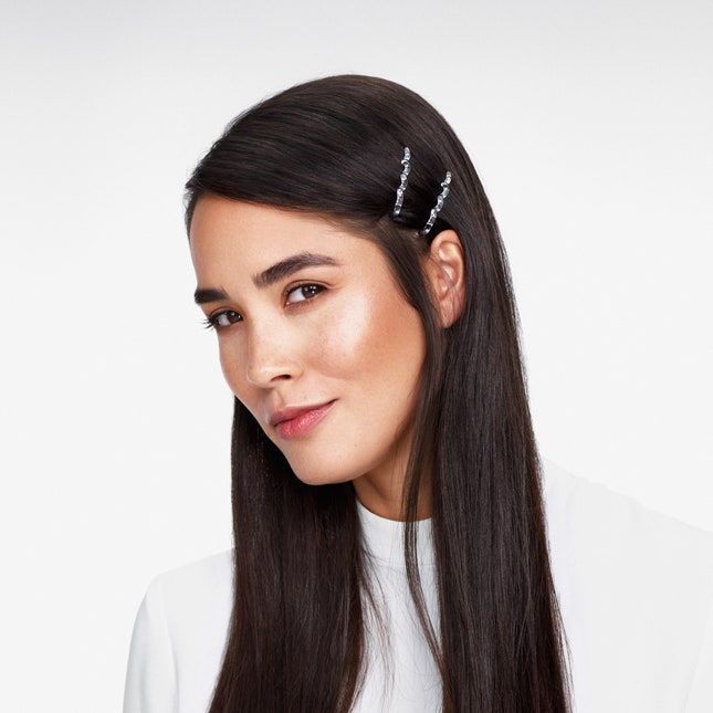 invisibobble выпустили невидимки для волос