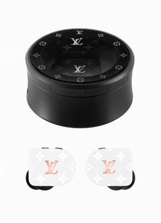 Наушники Horizon Louis Vuitton цена по запросу.