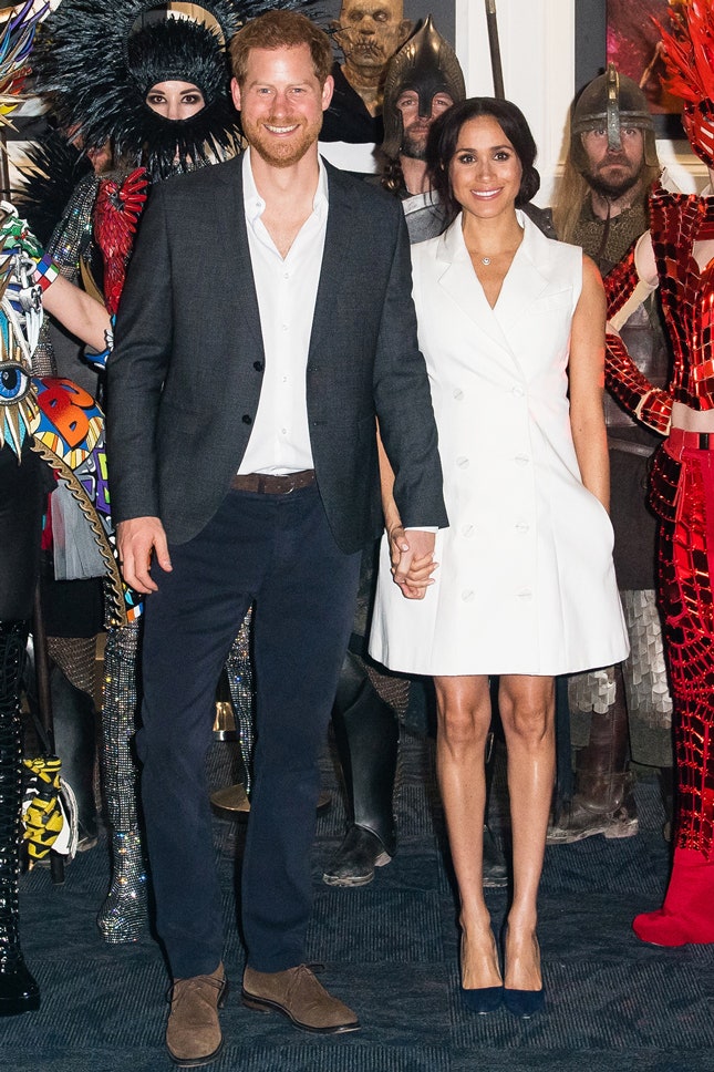 Принц Гарри и Меган Маркл в платье Maggie Marilyn в Веллингтоне октябрь 2019