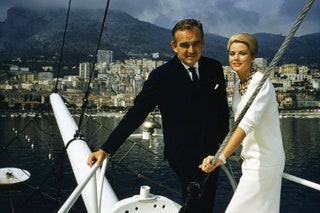 Ренье III и Грейс Келли на яхте в Монако 1963.
