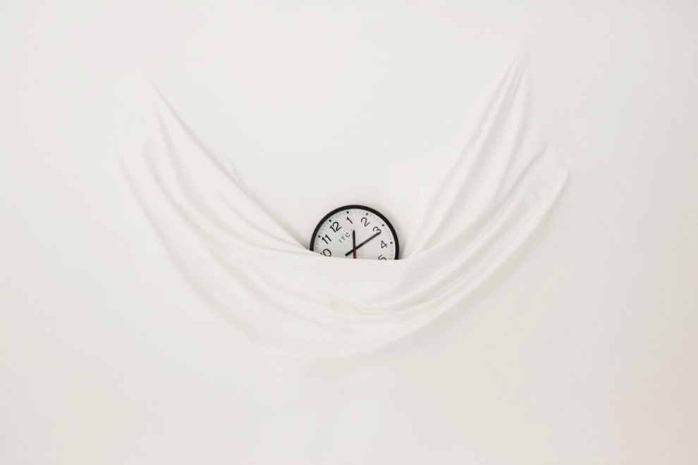 Дэниел Аршам Falling clock 2011