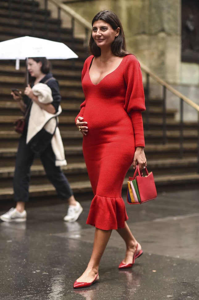 Джованна БаттальяЭнгельберт фото беременной знаменитости и выбор нарядов
