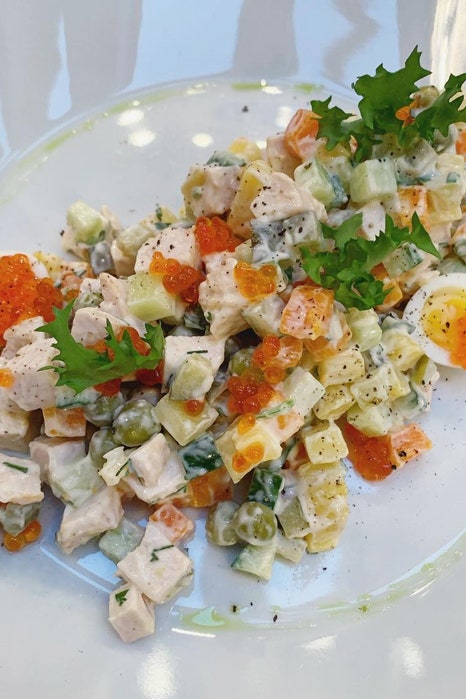 Салат оливье рецепт классической закуски с полезными ингредиентами