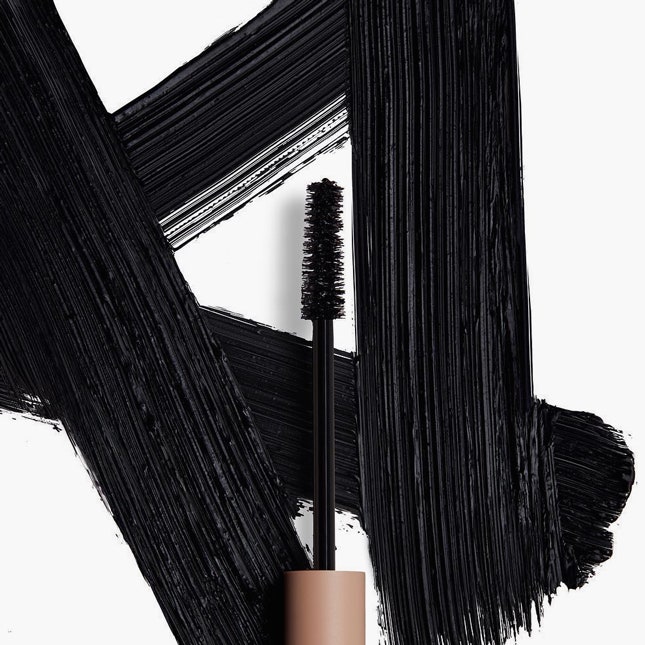KKW Beauty выпустили свою первую тушь