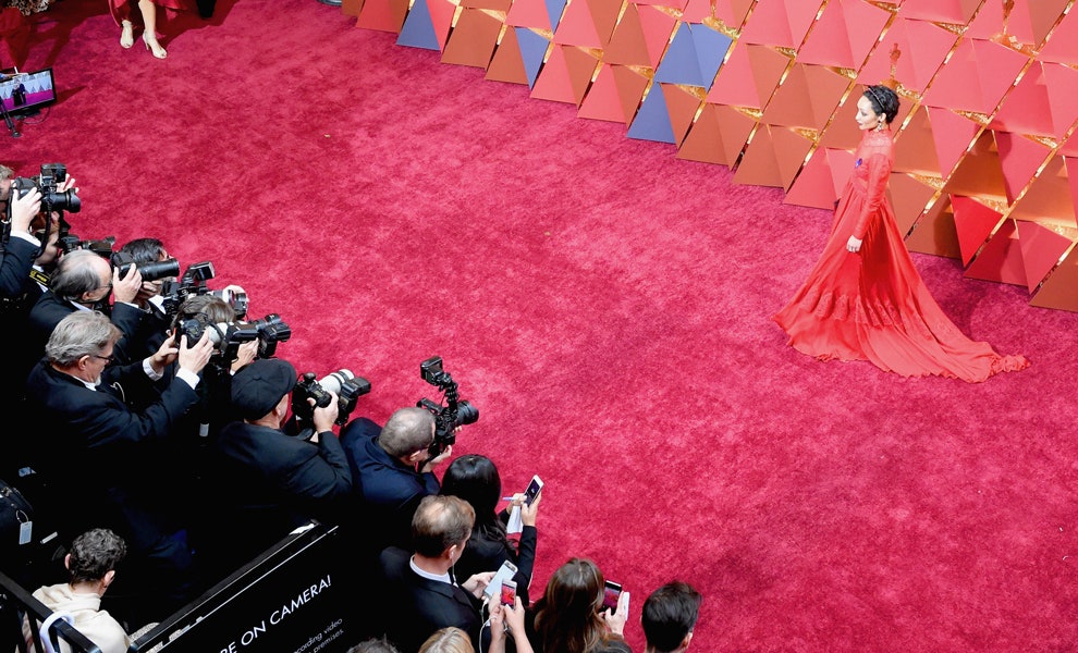 Рут Негга на 89й церемонии вручения наград премии «Оскар» 2017 год