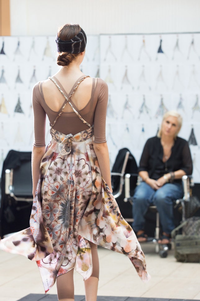 Dior фото и интервью с Марией Грацией Кьюри о коллекции весналето 2019