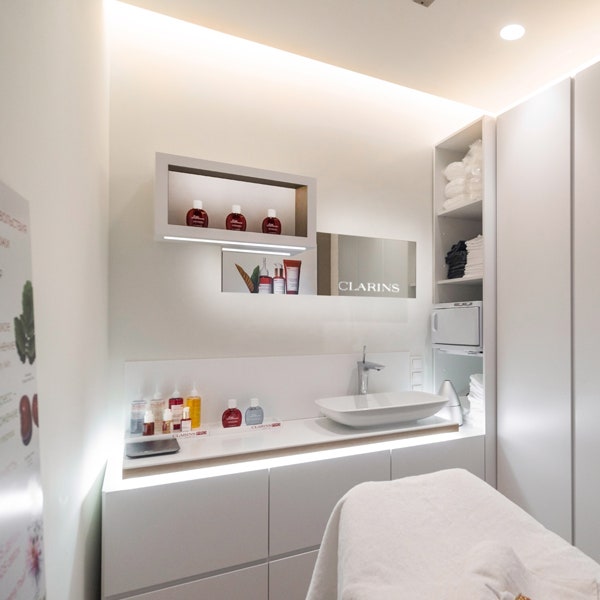 Clarins открыли спа-зону в аэропорту «Шереметьево»