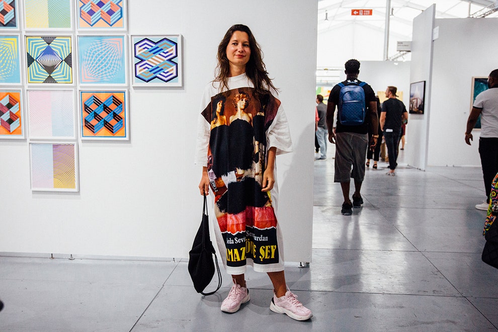 Уличный стиль  фото гостей на Miami Art Week 2018