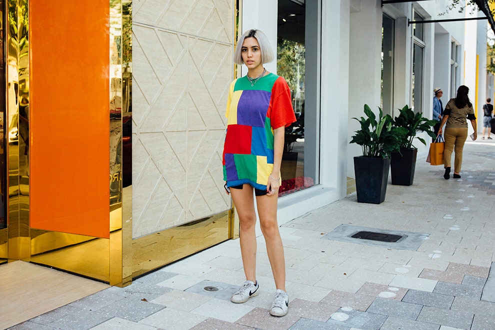 Уличный стиль  фото гостей на Miami Art Week 2018