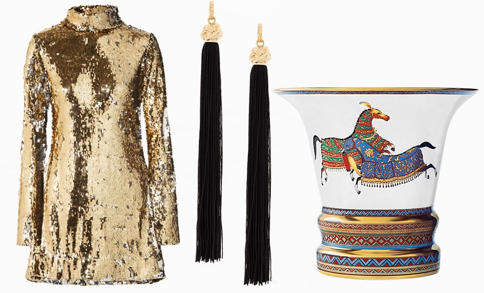 Платье Halpern около 147 000 рублей netaporter.com серьги Saint Laurent 34 799 рублей farfetch.ru ваза Hermès Cheval...
