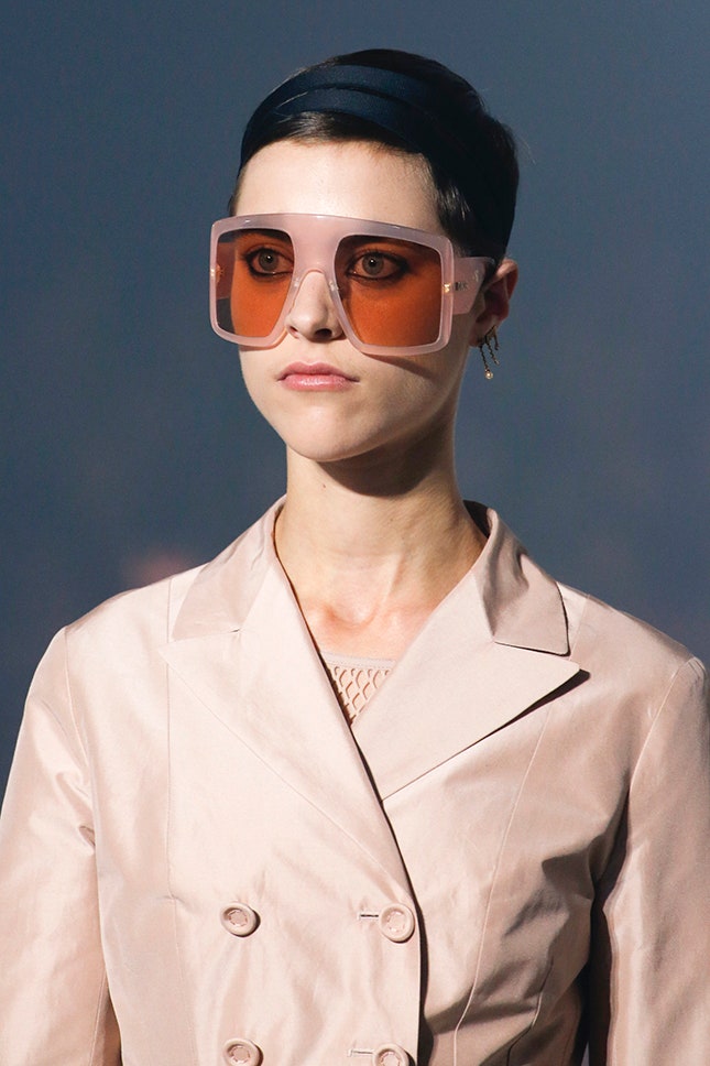 Модные солнцезащитные очки 2019 фото моделей Christian Dior Gucci Loewe