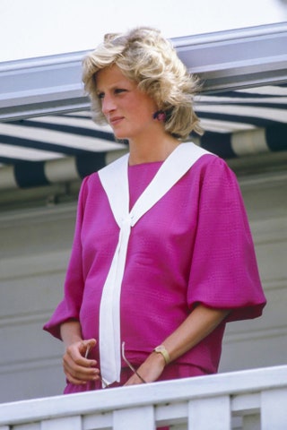 Принцесса Диана беременная принцем Гарри в Виндзоре 29 июля 1984.