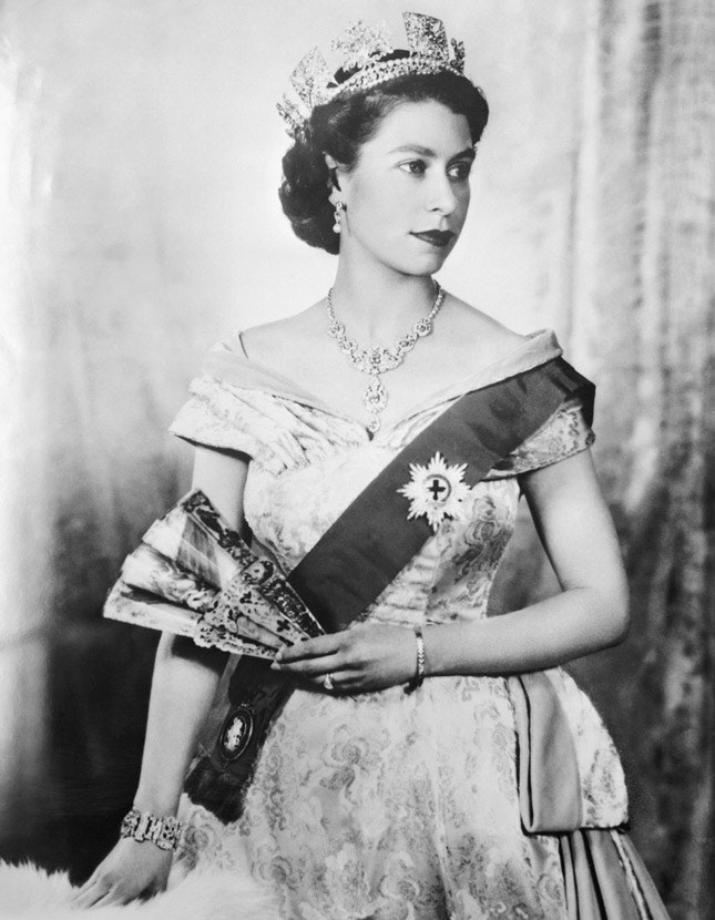 Королева Елизавета II