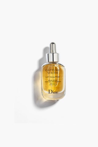 Dior Capture Youth Lift Sculptor 7035 рублей iledebeaute.ru.