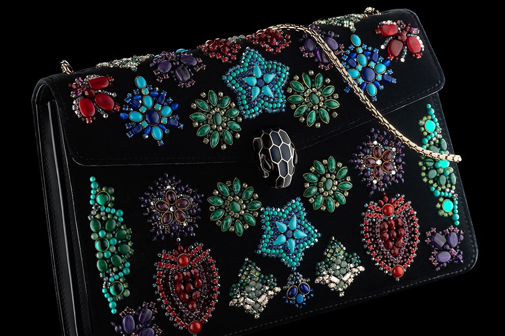 Модные сумки Bvlgari  фото моделей с драгоценными украшениями