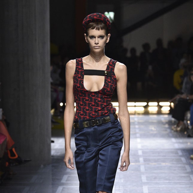 Микрочелка на показе Prada весна-лето 2019