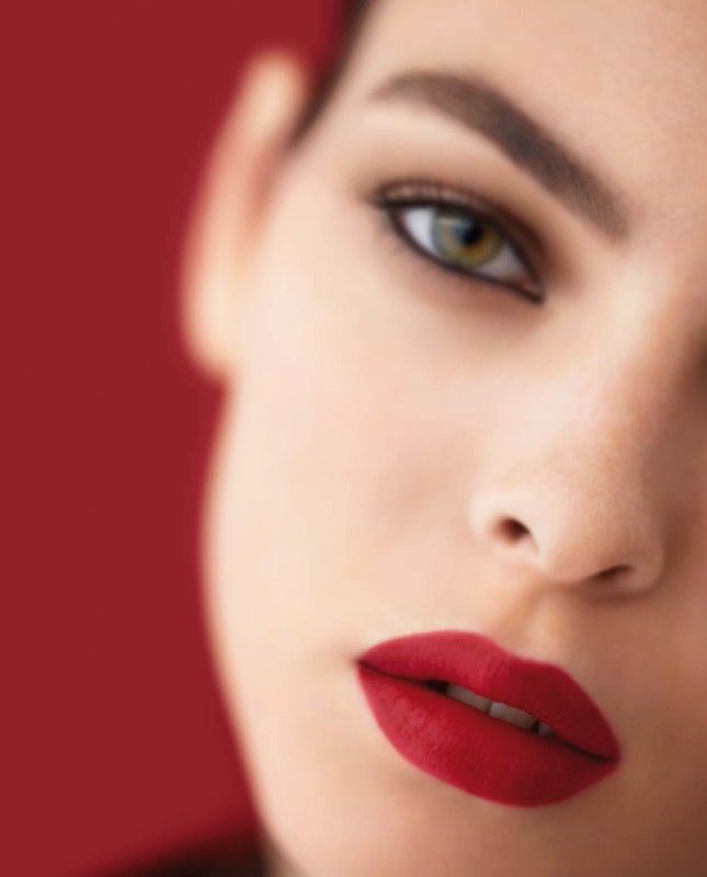 Chanel фото косметики из коллекции Rouge Allure 2018