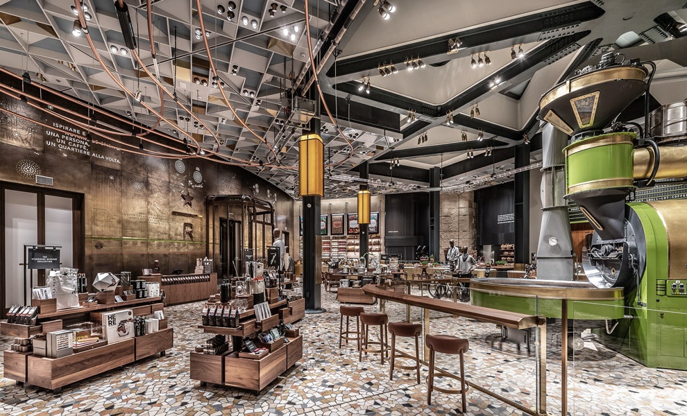 Starbucks в Милане фото интерьеров и подробности