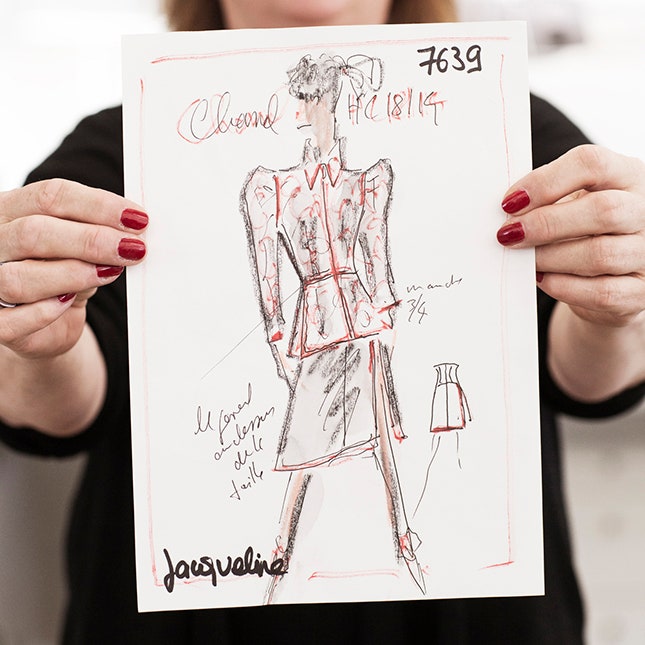 Chanel рассказали как создаются кутюрные наряды фото из мастерских