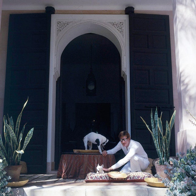 Ив СенЛоран фото дизайнера в Марокко во время отдыха