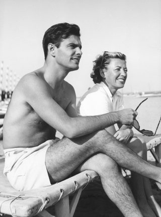 Луи Журдан с женой Бертой в Венеции 1952.