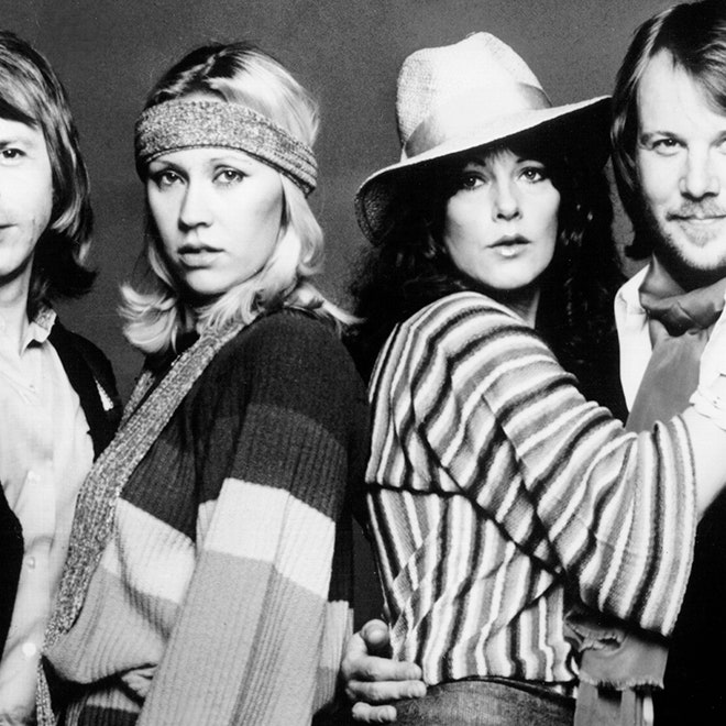 Как одеться в стиле музыкантов из группы ABBA