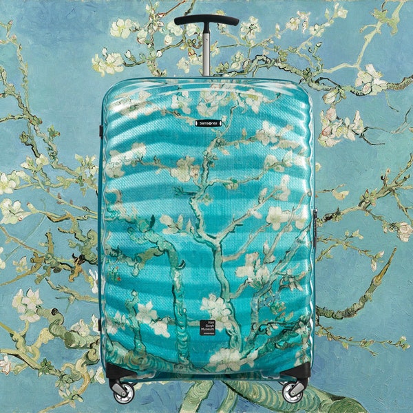 «Цветущие ветки миндаля» Ван Гога на чемоданах Samsonite