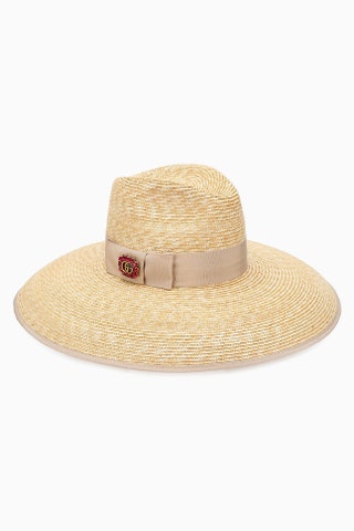 Gucci 36950 рублей tsum.ru.