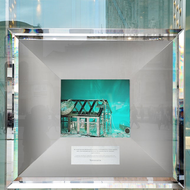 Tiffany & Co. нарядили теплицы в Милане