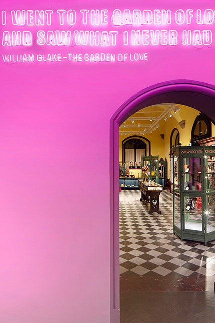 Gucci Garden первая капсульная коллекция с художницей Изабеллой Котье