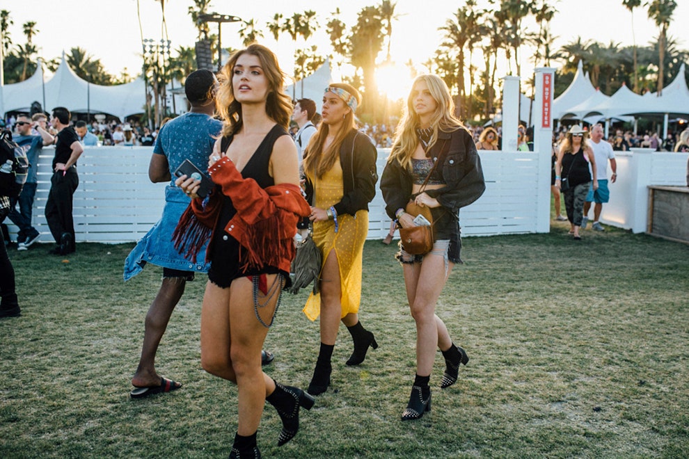 Стритстайл фото с фестиваля Coachella 2018 подборка самых интересных образов
