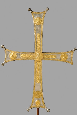 Византийский процессионный крест из серебра 10001050.