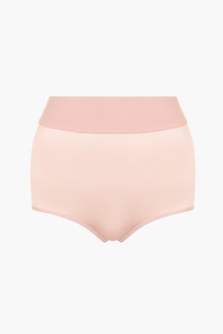 Wolford 5890 рублей tsum.ru.