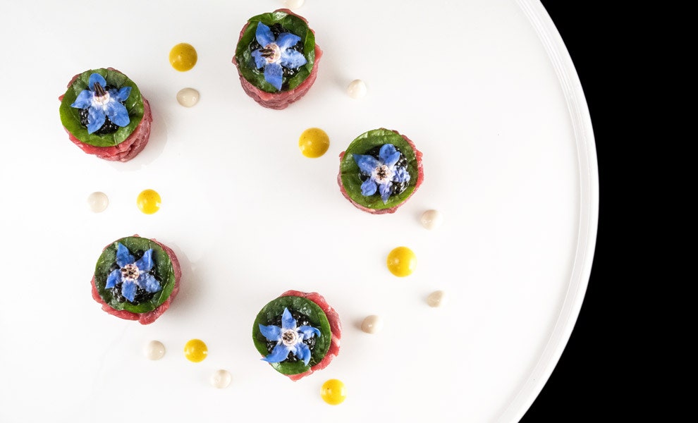В Four Seasons с гастролями приехал обладатель мишленовской звезды шефповар Йорик Тьеш