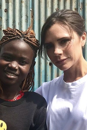 Виктория Бекхэм фото и видео из Кении