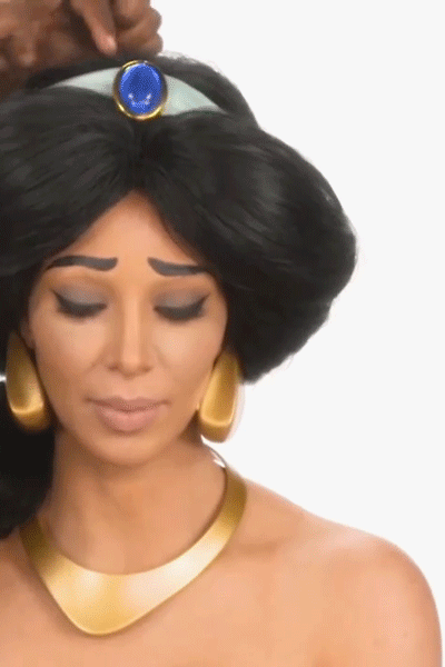 Ким Кардашьян  видео в образе принцессы Жасмин