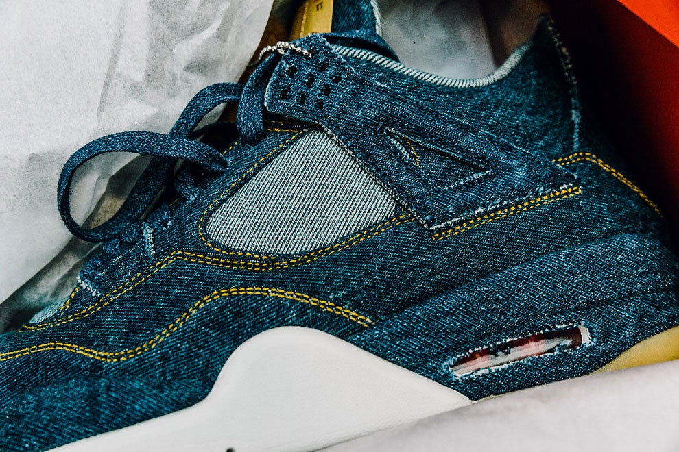 Вторая капсула Levi's и Jordan в коллекцию вошли кроссовки и куртка