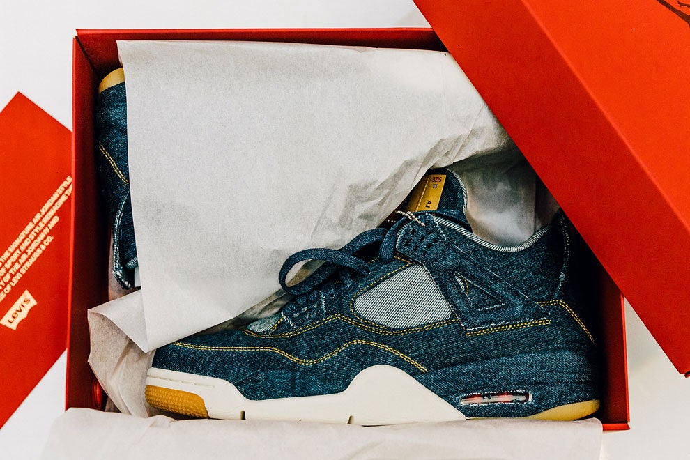 Вторая капсула Levi's и Jordan в коллекцию вошли кроссовки и куртка