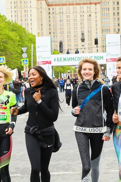 Участвовать в «Бегущих сердцах» можно дистанционно Nike принимают заявки на Digitalзабег
