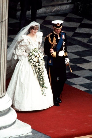 Принц Чарльз и Диана Спенсер в David and Elizabeth Emanuel июль 1981