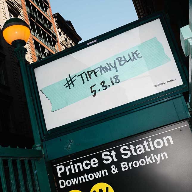 Tiffany & Co. раскрасили Нью-Йорк в голубой