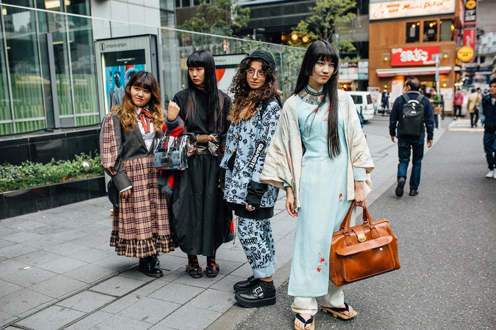 Уличный стиль на Неделе моды в Токио 2018  фото