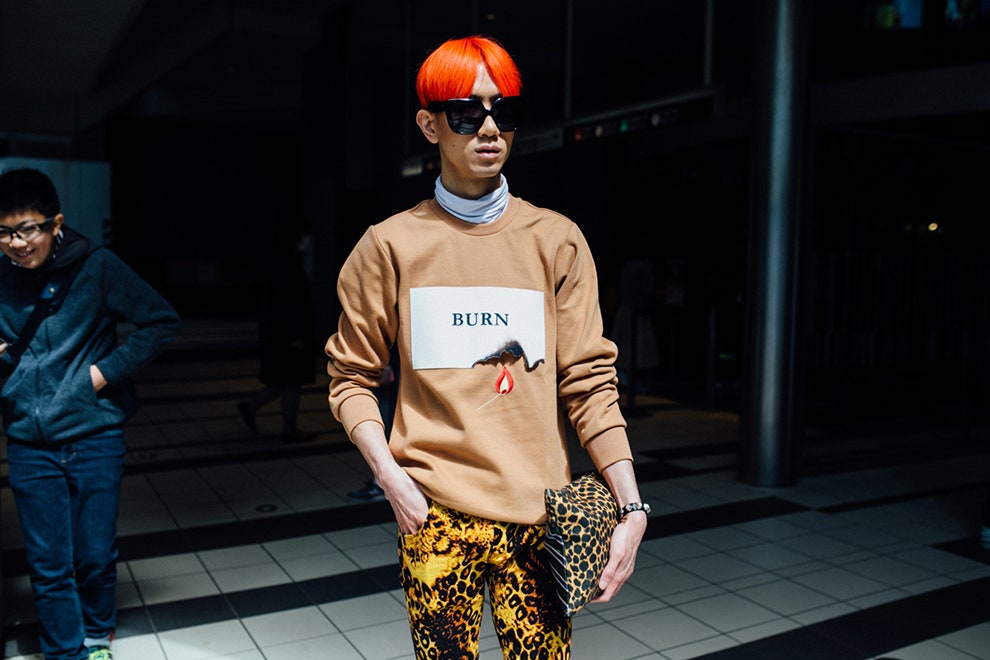 Уличный стиль на Неделе моды в Токио 2018  фото