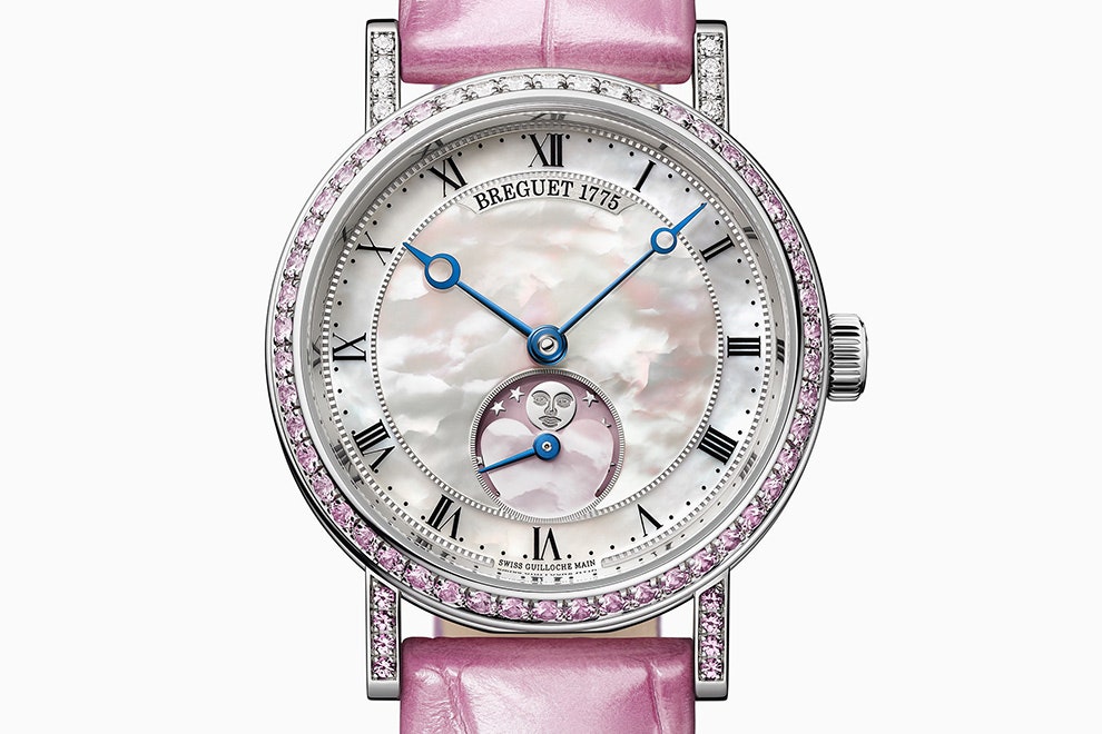 Часы Breguet Classique Phase de Lune Dame в розовом цвете представлены во «Временах года»