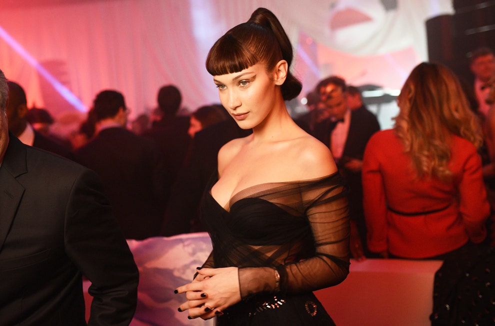 Белла Хадид фото для Le Bal Surraliste Dior