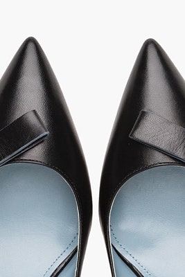 Туфли Prada с этикеткой вместо бантика остроносые лодочки на невысоком каблуке