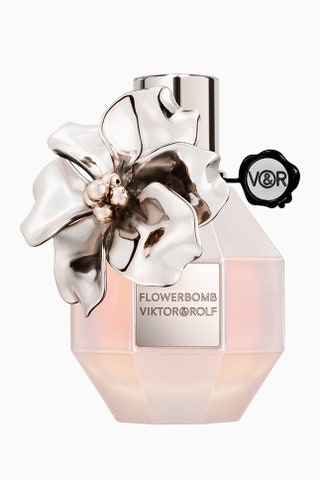 Viktor  Rolf Flowerbomb — 7356 рублей «Рив Гош».