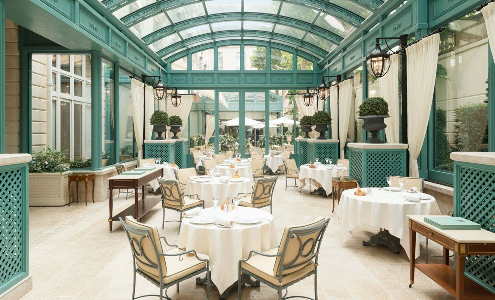 Дженнаро Руссо в Ritz Paris шефповар La Sponda будет две недели готовить в LEspadon