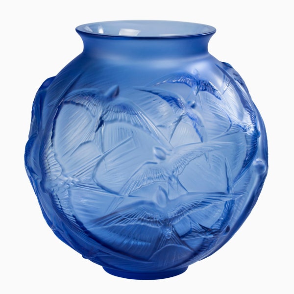 Ласточки и обнаженные девы в юбилейной коллекции Lalique